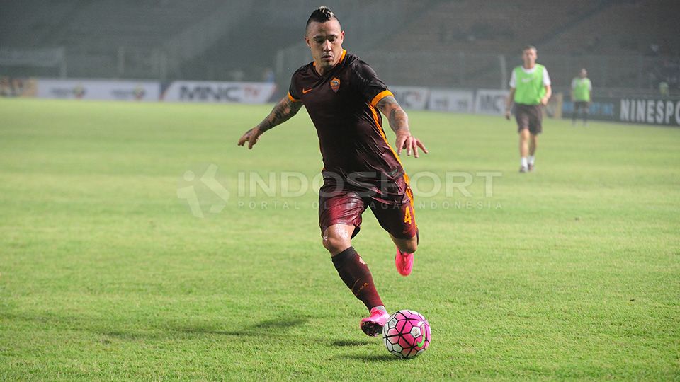 Radja Nainggolan Copyright: &copy; INDOSPORT/ Ratno Prasetyo